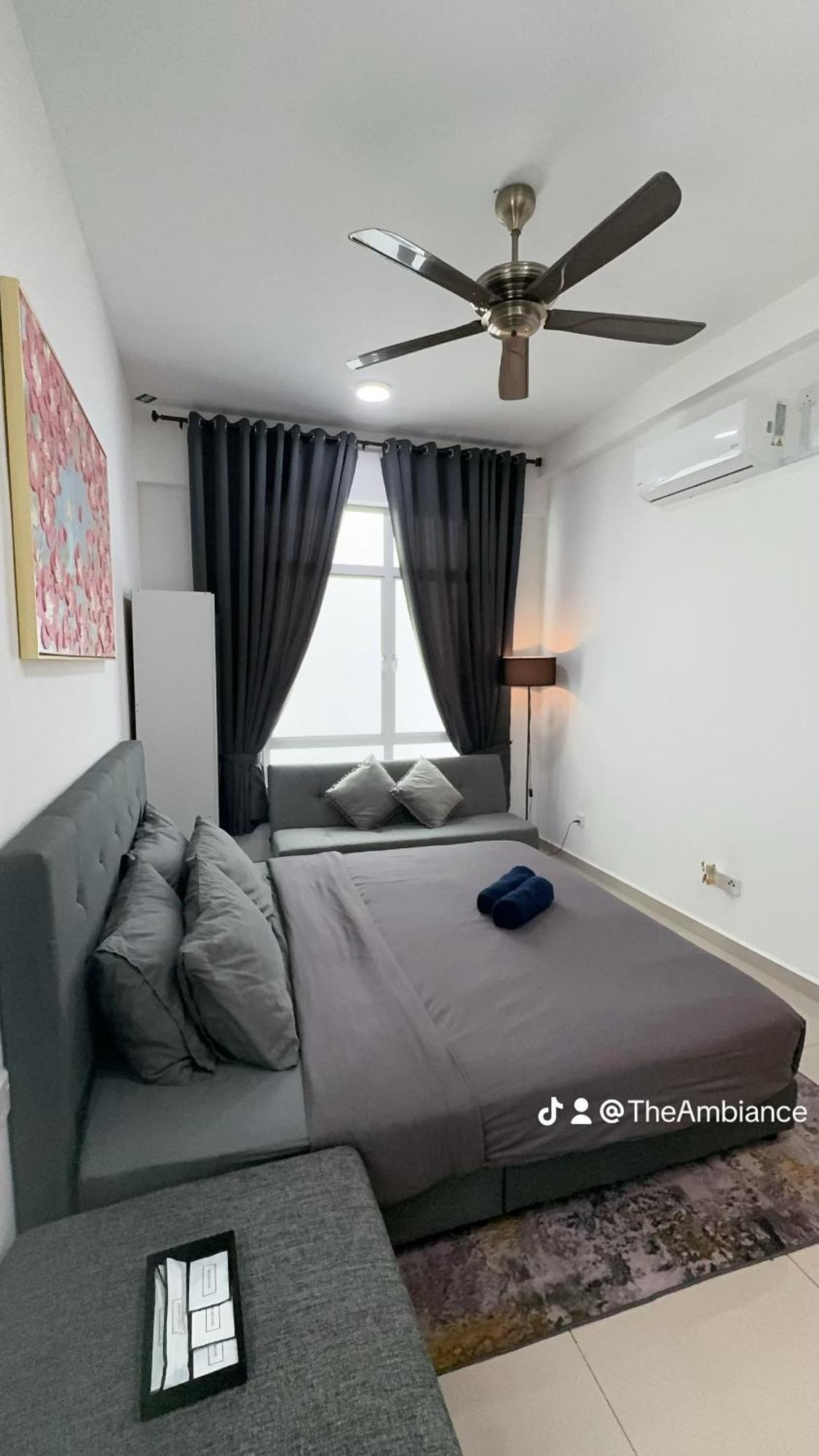 The Ambiance, Apartemen *
